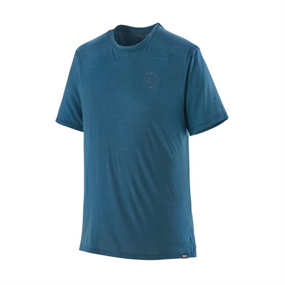 Patagonia T-Shirt Capilene Cool er en let, åndbar t-shirt i farven WavyBlue.