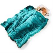 Soveposen kan foldes helt ud og bruges som Dyne